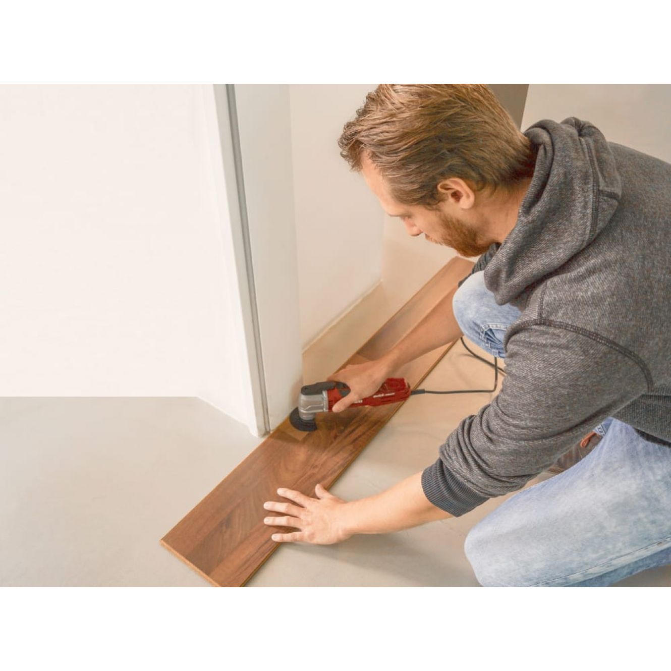 Einhell TEMG 300 EQ MultiTool Kit 240V 300W EINTEMG300EQ